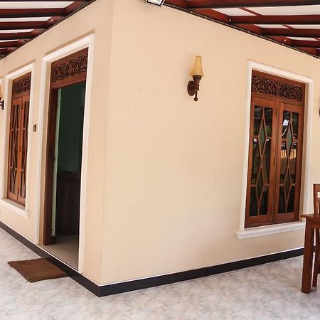 Veranda Guest Home Mirissa Exterior photo